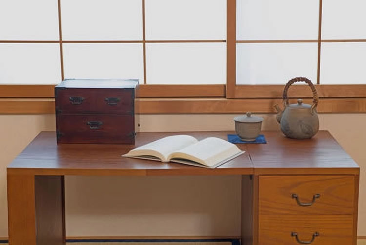 Japanische Möbel - Schreibtisch